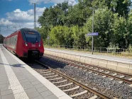 Regionalbahnhof direkt im Ort