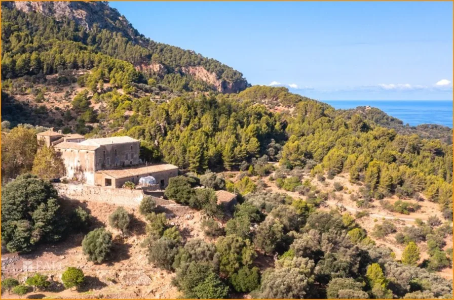  - Haus kaufen in Cala Estellencs - Historischer Landsitz mit Meerblick oberhalb der Cala Estellencs - Tramuntana