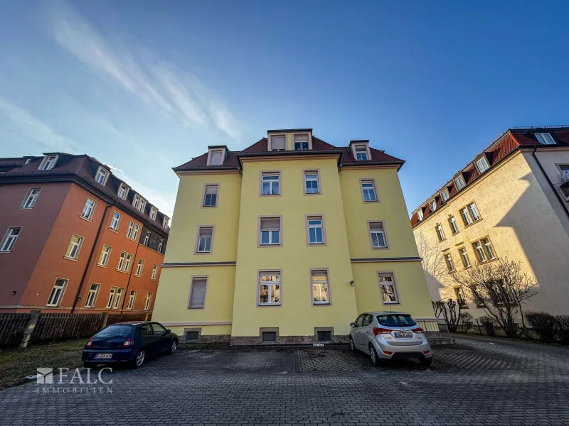 Hinteransicht - Wohnung kaufen in Dresden - Top-Lage, Top-Rendite: Die Kapitalanlage, die sich auszahlt!