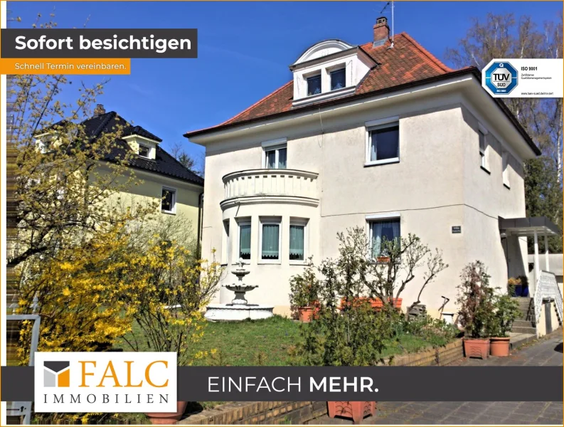  - Haus kaufen in Nürnberg / Laufamholz - Zeitreise des Luxus: Villa und Garten verschmelzen zu zeitloser Eleganz.