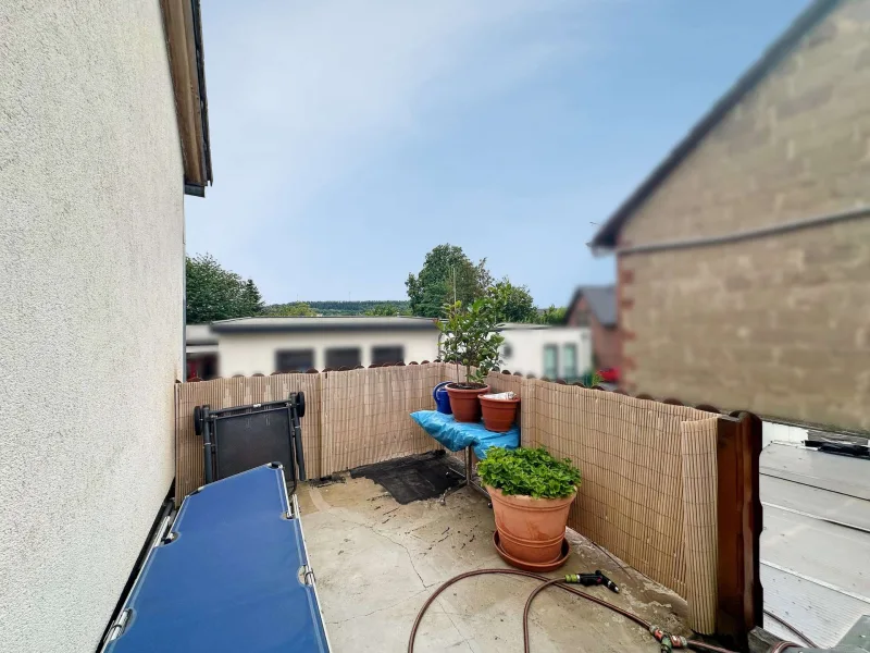 Blick zur Dachterrasse im ersten Obergeschoss