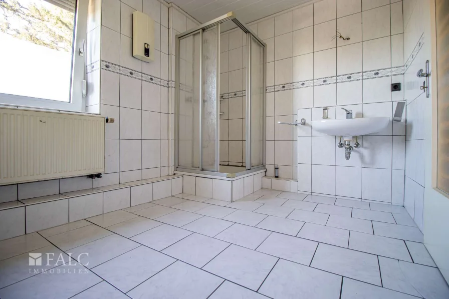 Modernes Badezimmer