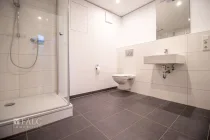 Modernes Badezimmer