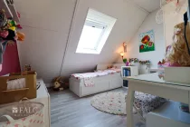 Schlafzimmer II OG