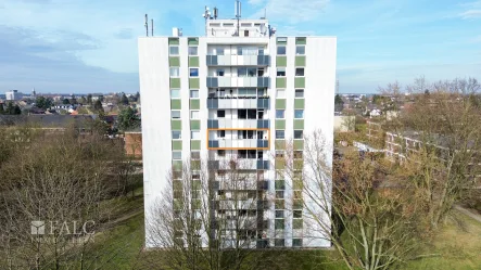 Hausansicht 5.OG - Wohnung kaufen in Grevenbroich - Attraktive 2,5-Zimmer-Wohnung mit großem Balkon in zentraler Lage