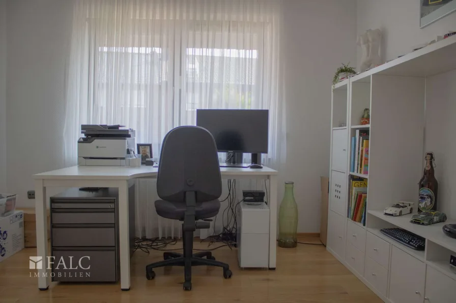 Büro 1