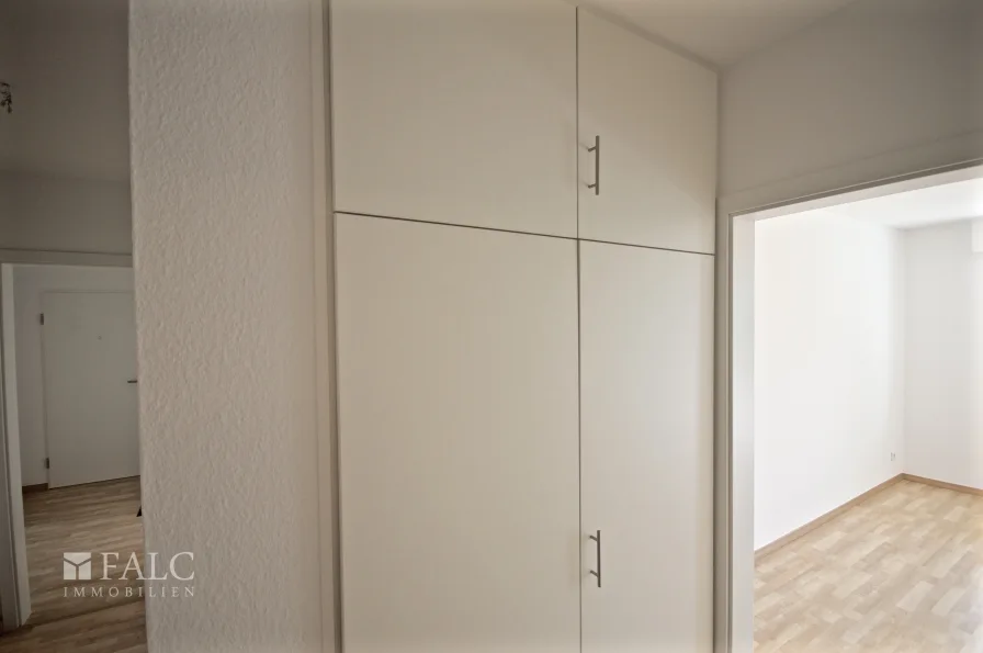 Einbauschrank im Flur