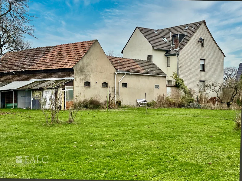 07 - Haus Rückansicht