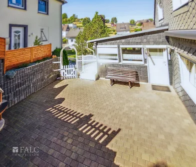 Terrasse - Haus kaufen in Freudenberg - Top Kapitalanlage! Naturnah in Freudenberg