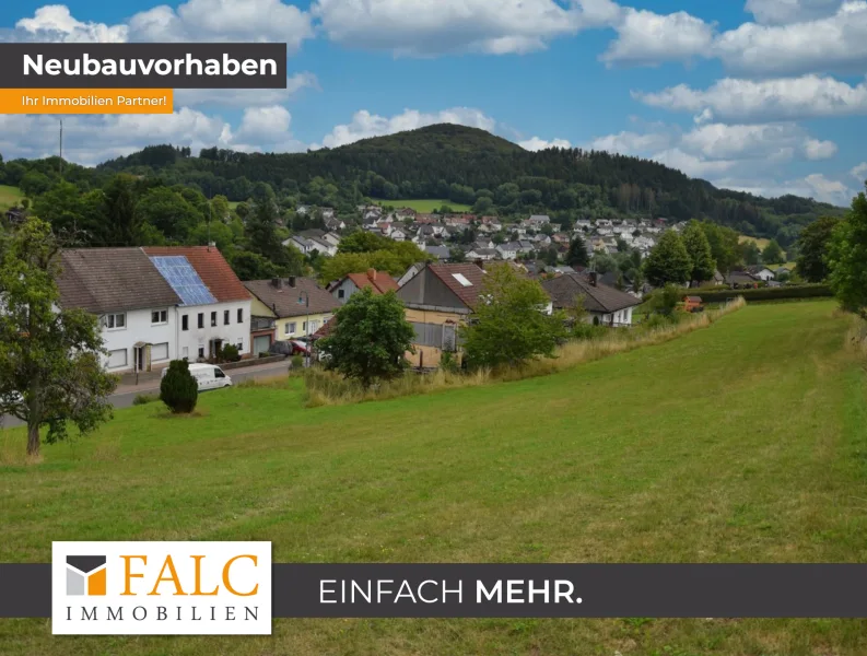 Blick nach Osten - Grundstück kaufen in Neroth - Ländliches Refugium in Neroth: Historische Hofstelle mit vielseitigen Nutzungsoptionen.