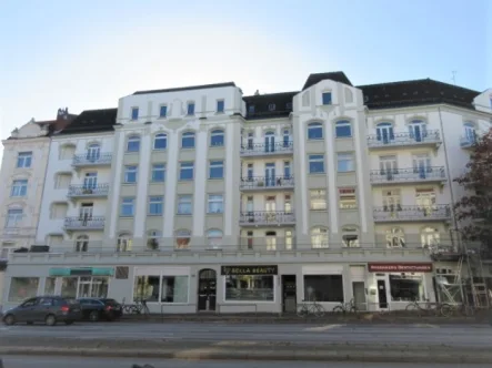 Hausansicht - Wohnung mieten in Hamburg - Helle 3-Zimmer-Wohnung in Eppendorf