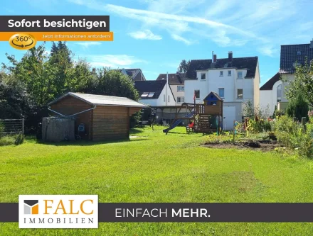 falc-overlay-image-[TIME] - Zinshaus/Renditeobjekt kaufen in Leverkusen / Schlebusch - Renoviertes Mehrfamilienhaus mit drei Wohneinheiten in Schlebusch