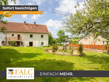 Titelbild - Haus kaufen in Oberdreis - Auszeit vom Alltag - renoviertes Einfamilienhaus mit Schwimmteich und Saunahaus!