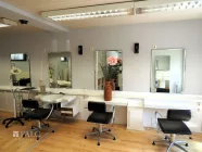 Salon EG