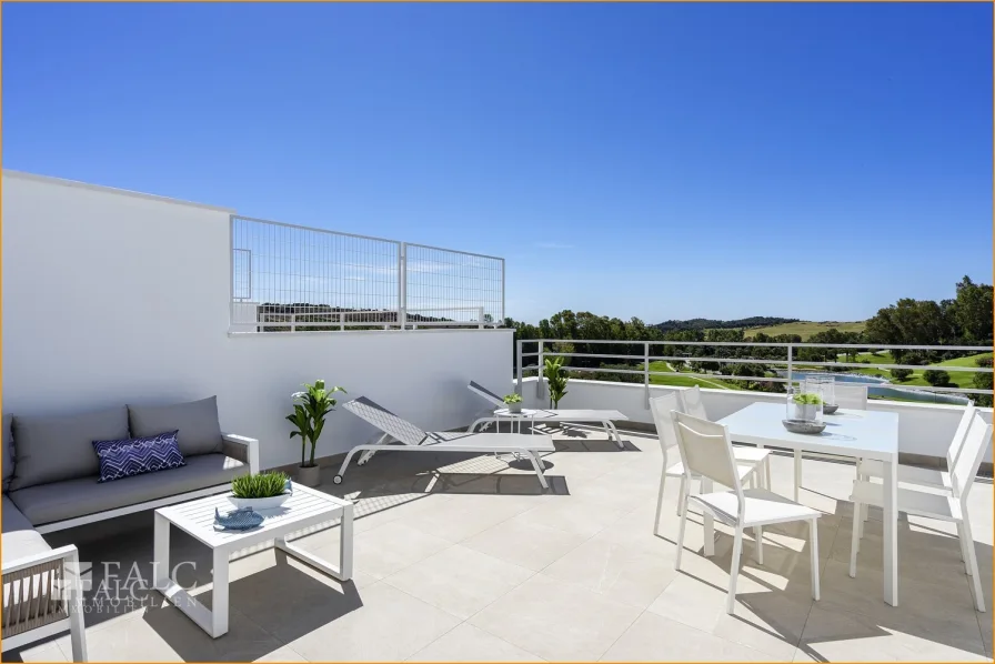 A7_Green_Golf_townhouses_Estepona_Terrace_Jul 2019_2