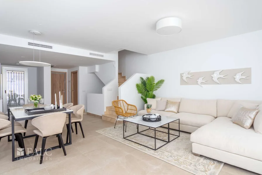 B2_Green_Golf_townhouses_Estepona_Salon_Jul 2019