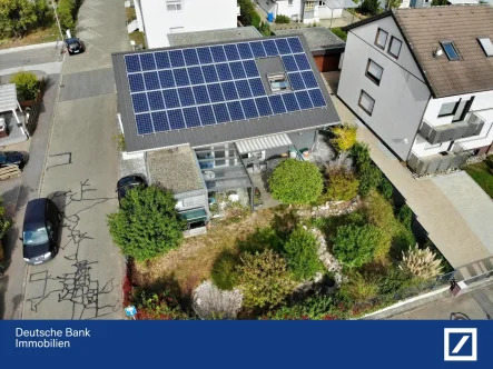 Hausansicht - Haus kaufen in Grenzach-Wyhlen - Energetisches Traumhaus in Wyhlen