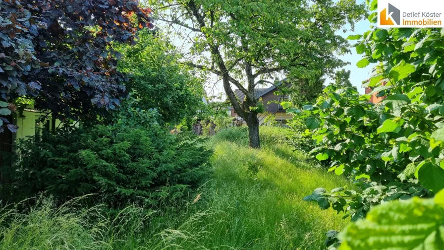 Gartenansicht 1 - Grundstück kaufen in Bonn - Gelegenheit! Großes Grundstück für Ihr Stadthaus in Bonn-Pützchen! Provisionsfrei!