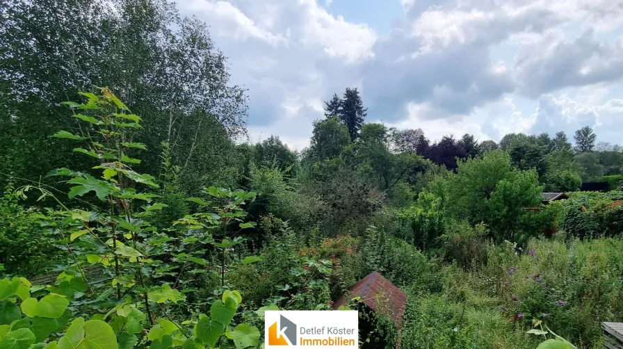 Blick Richtung Sieg (2) - Grundstück kaufen in Eitorf - Gelegenheit! Zentrumnahes Grundstück mit Abrissgebäude in bester Lage an der Sieg. Provisionsfrei!