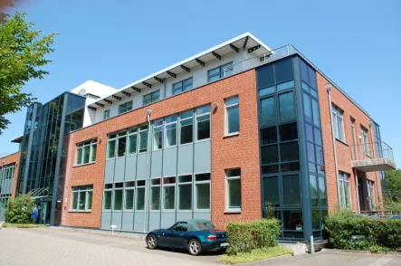 Objektansicht - Büro/Praxis mieten in Hamburg - - PROVISIONSFREI, REPRÄSENTATIV, INDIVIDUELL -  NETTOMIETE: EUR 9,75 m²  -