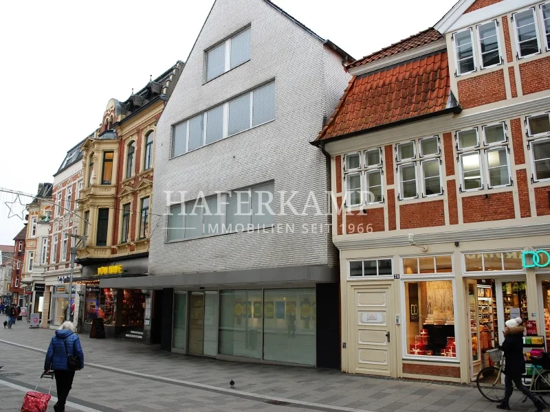 Objektansicht - Laden/Einzelhandel mieten in Hamburg - Geschäftshaus mit Potenzial – Bergedorf Fußgängerzone