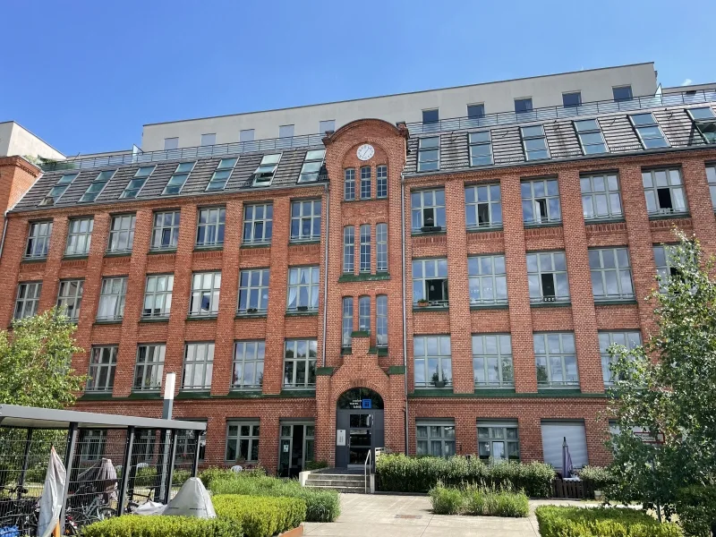 Gebäudeansicht (2) - Wohnung kaufen in Berlin - Attraktives Appartement im Loft-Stil  inkl. Stellplatz in ehemaliger Zuckerwarenfabrik