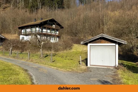 Das Haus am Nußlberg - Haus kaufen in Kiefersfelden - DAHLER - Charmantes Anwesen mit Altbestand am Nußlberg mit einzigartigem Blick auf das Kaisergebirge