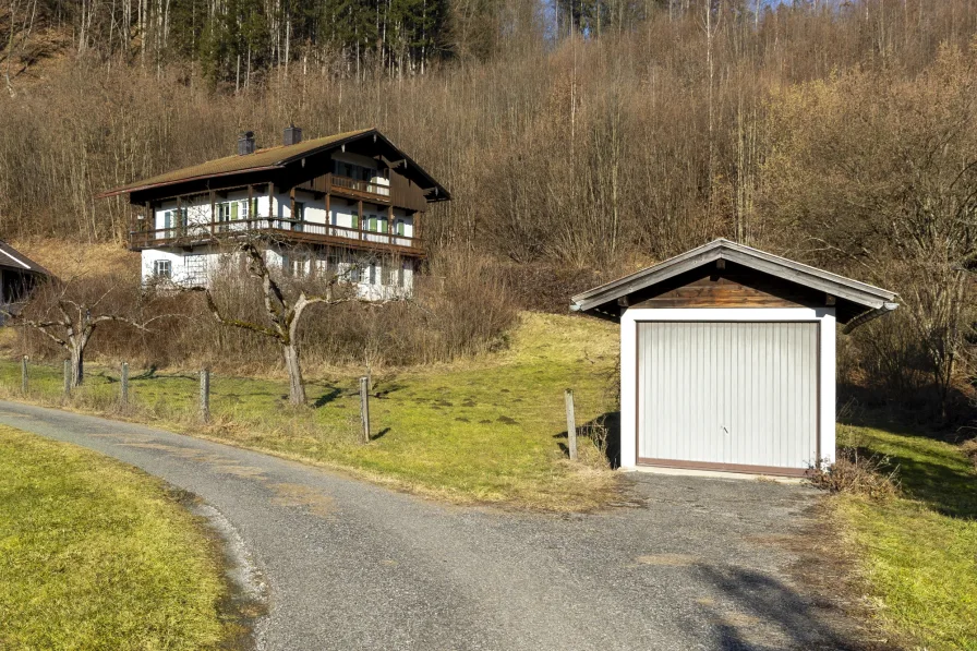 Das Haus am Nußlberg - Haus kaufen in Kiefersfelden - DAHLER - Charmantes Anwesen mit Altbestand am Nußlberg mit einzigartigem Blick auf das Kaisergebirge