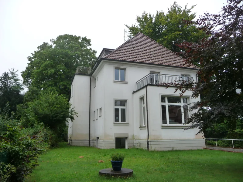 Hausansicht - Wohnung mieten in Hamburg / Bergedorf - 4 2/2 Zi-Wohnung Reinbeker Weg 72 HH-Bergedorf - Ein Angebot von IVD-HAUSVERWALTUNG GERD VON DER HEIDE Immobilien GmbH.