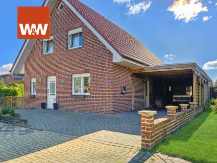 Strassenansicht - Haus kaufen in Haren / Emmeln - Einfamilienhaus mit PV -Anlage