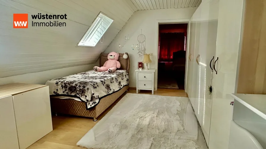 Schlafzimmer 2