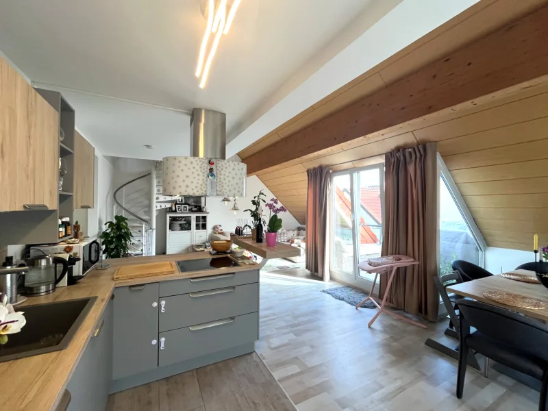 Offene Küche - Wohnung kaufen in Kürnach - Modernes Wohnen auf 2 Etagen im Speckgürtel von Würzburg