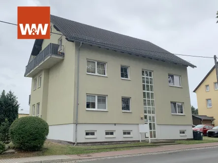 Title - Wohnung kaufen in Weißenborn/Erzgebirge OT Berthelsdorf - Frisch renovierte Maisonette-Wohnung zum Einziehen oder Neuvermieten - herrliche Lage nahe Freiberg