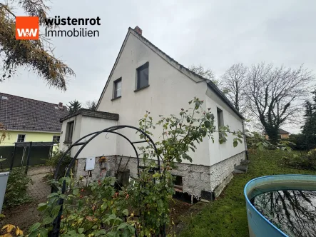 Hausansicht - Haus kaufen in Krautheim - Einfamilienhaus in ruhiger Lage bei Weimar – Ideal für Gartenliebhaber