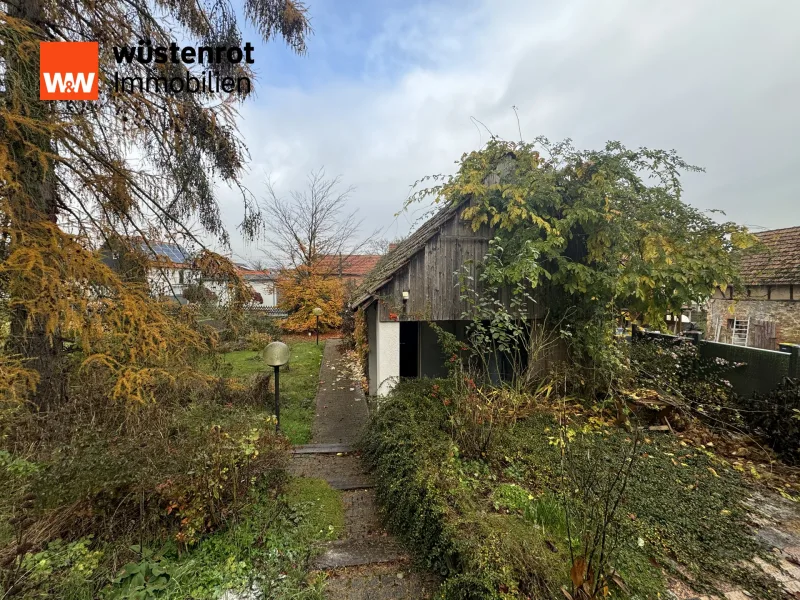 Garten und Garage