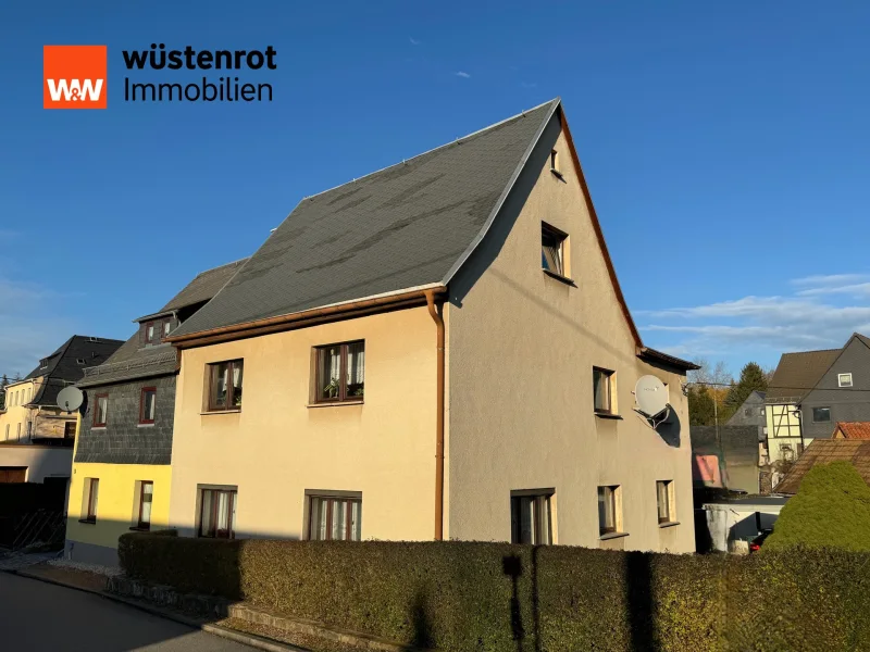 Title - Haus kaufen in Mülsen - Schönes Eigenheim für ein oder zwei Familien in Seitenstraße von Mülsen - mit Doppel-Carport