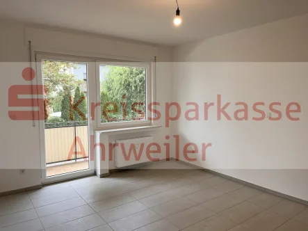  - Wohnung kaufen in Bad Neuenahr-Ahrweiler - Sanierte 2-Zimmer-ETW im Hochparterre 