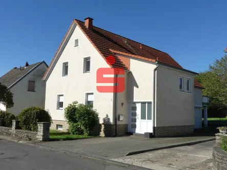 Vorderansicht - Haus kaufen in Badem - Freistehendes Ein- / bzw. Zweifamilienhaus in guter Wohnlage