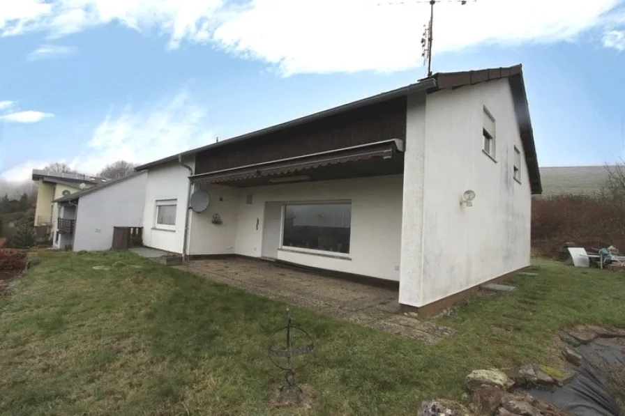 Wohnhaus - Haus kaufen in Ruthweiler - Traumhafter Burgblick