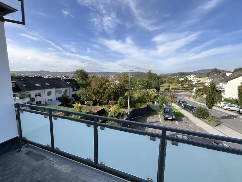 IMG_2822 - Wohnung kaufen in Mayen - Große Dachterrasse mit toller Weitsicht. Erstbezug incl. Stellplatz.