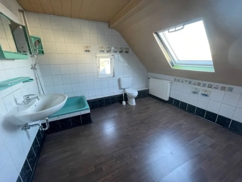 Badezimmer DG