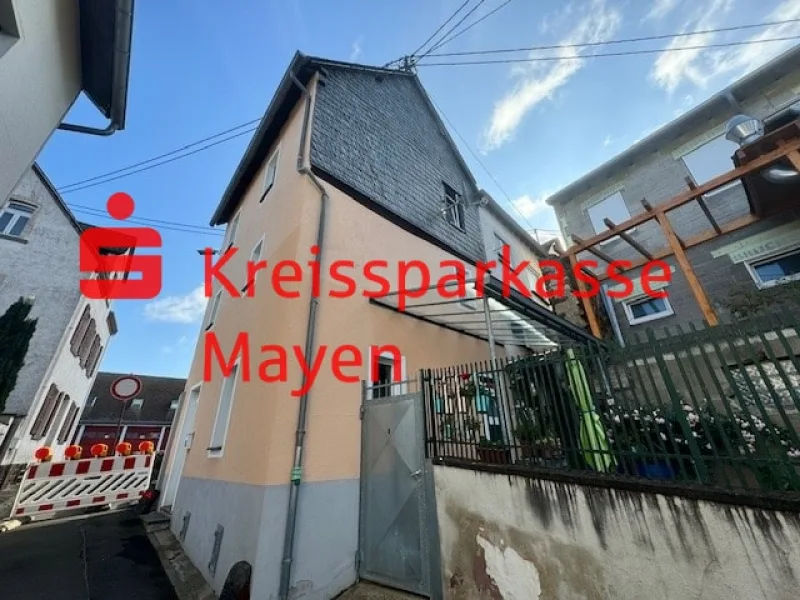  - Haus kaufen in Münstermaifeld - Kleines Einfamilienhaus in Münstermaifeld 