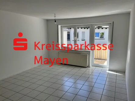 Wohnzimmer - Wohnung kaufen in Mayen - Attraktive 2-Zimmer-Eigentumswohnung mit Balkon 