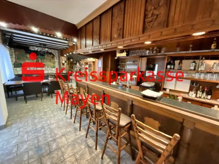  - Gastgewerbe/Hotel kaufen in Nachtsheim - Gasthaus / Pension / Fremdenzimmer mit Saal und Nebengebäude