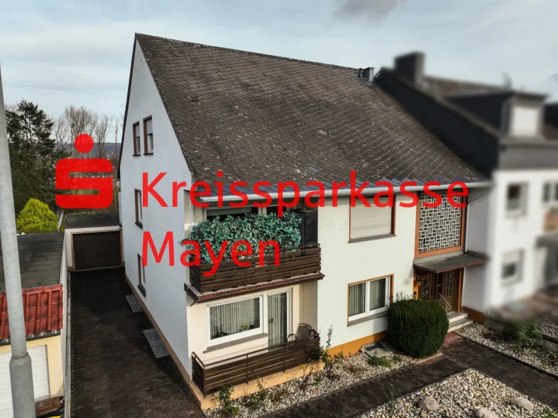  - Haus kaufen in Sankt Sebastian - Großzügiges MFH mit traumhaftem Garten