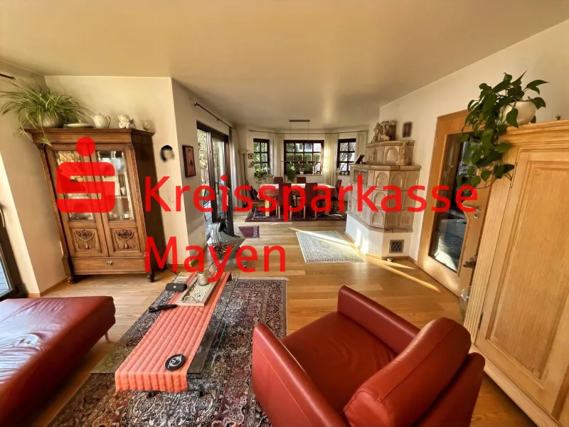 title image