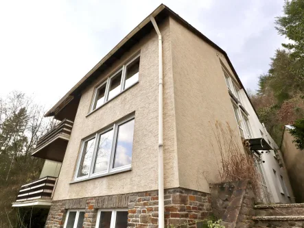  - Haus kaufen in Cochem - Dreiparteienhaus mit Doppelgarage und herrlichem Burgblick