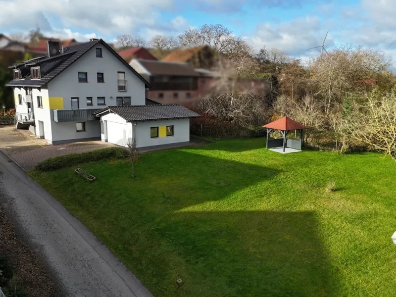 Haus mit Gartengrundstück