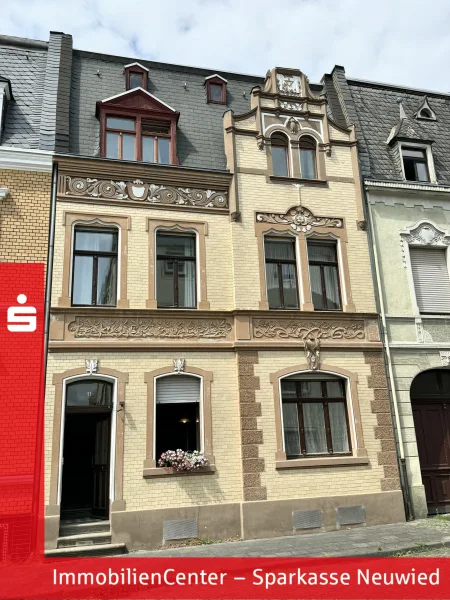 Straßenansicht (Denkmalschutz) - Haus kaufen in Neuwied - Kapitalanlage mit Potenzial! 3-Familienhaus in NR-Heddesdorf!