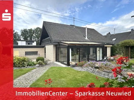 Rückansicht - Haus kaufen in Marienhausen - Einfamilienhaus mit ELW und liebevoll angelegtem Garten